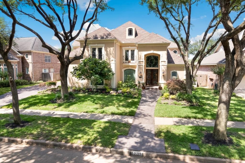 3215 Riviera Drive, Sugar Land, Texas image 1