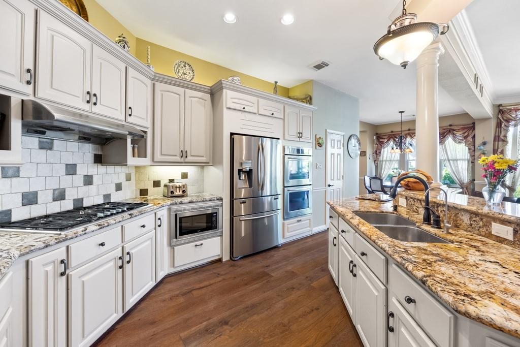 3215 Riviera Drive, Sugar Land, Texas image 11