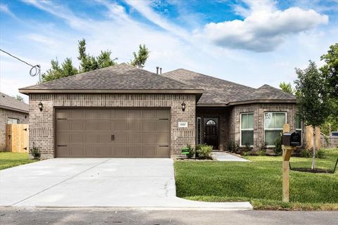 Photo of 6510 Arabella St, Houston, TX 77091 (MLS # 29008999) Photo of 6510 Arabella St, Houston, TX 77091 (MLS # 29008999)