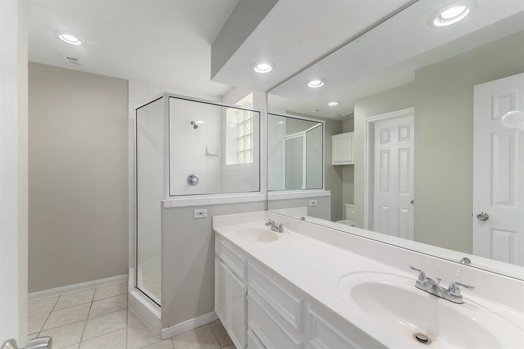 1734 Hazelwood Street, Conroe, Texas image 13