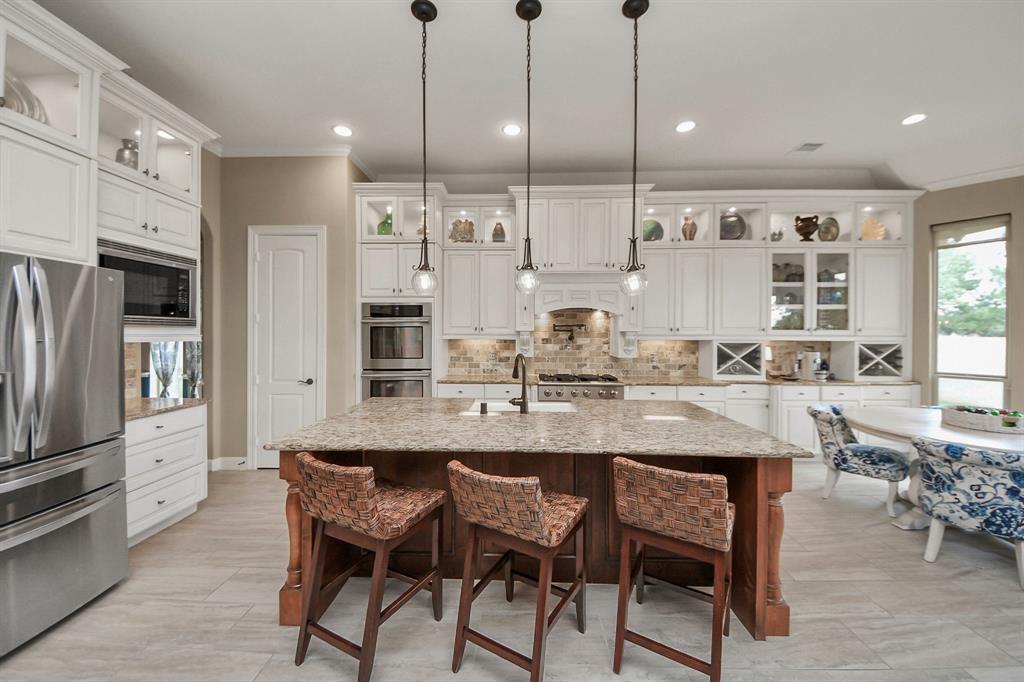 18910 Winding Atwood Lane, Tomball, Texas image 13