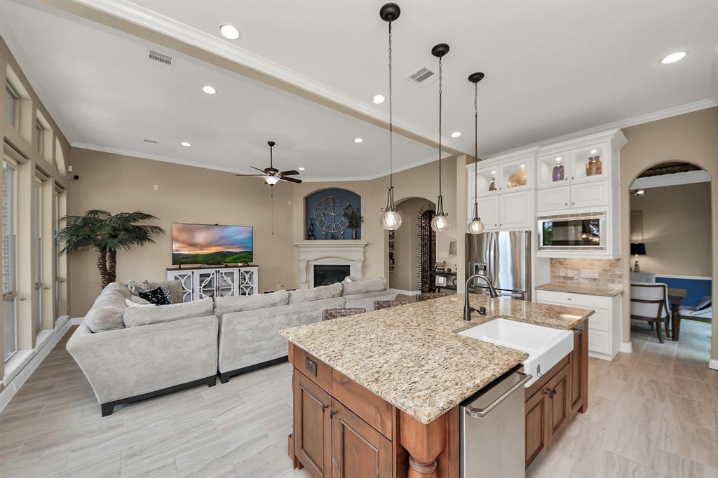 18910 Winding Atwood Lane, Tomball, Texas image 15