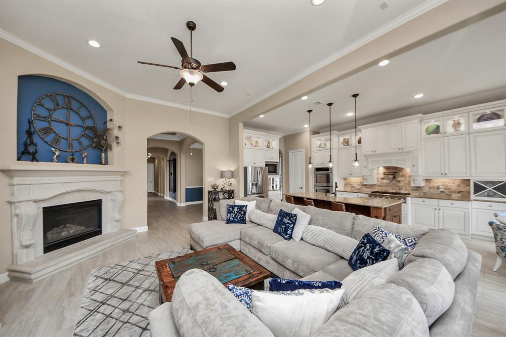 18910 Winding Atwood Lane, Tomball, Texas image 10