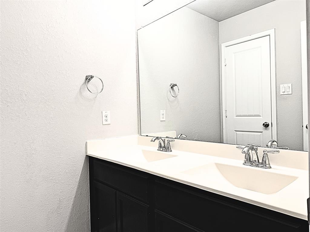 2630 Half Dome Drive, Rosharon, Texas image 22