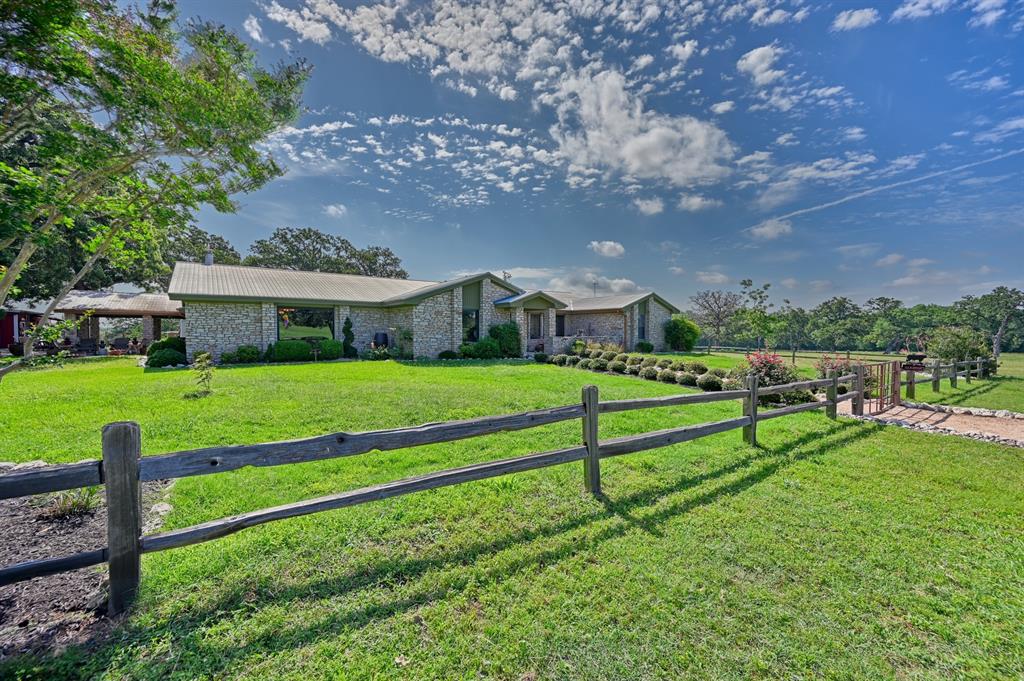 1045 Private Road 7005