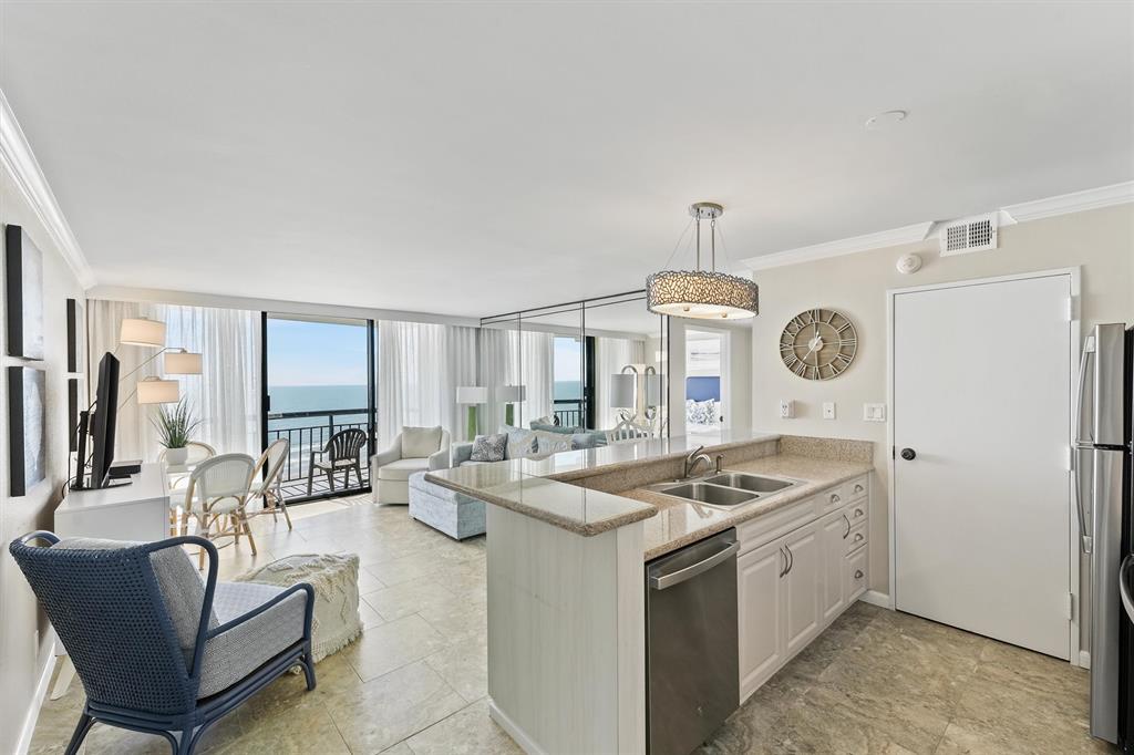 5220 Seawall Boulevard #1036B, Galveston, Texas image 10