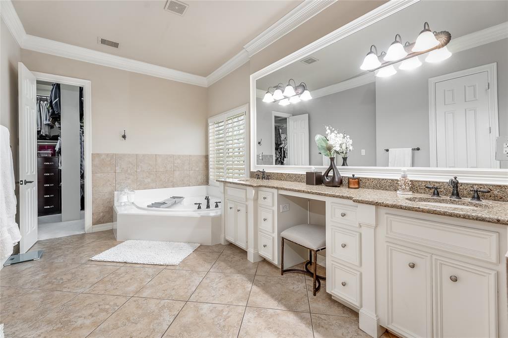 3221 Duchess Park Lane, Friendswood, Texas image 29