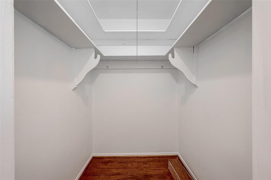 Houston, Texas 77015, United States, 3 Bedrooms Bedrooms, ,2 BathroomsBathrooms,Residential,Active,48037