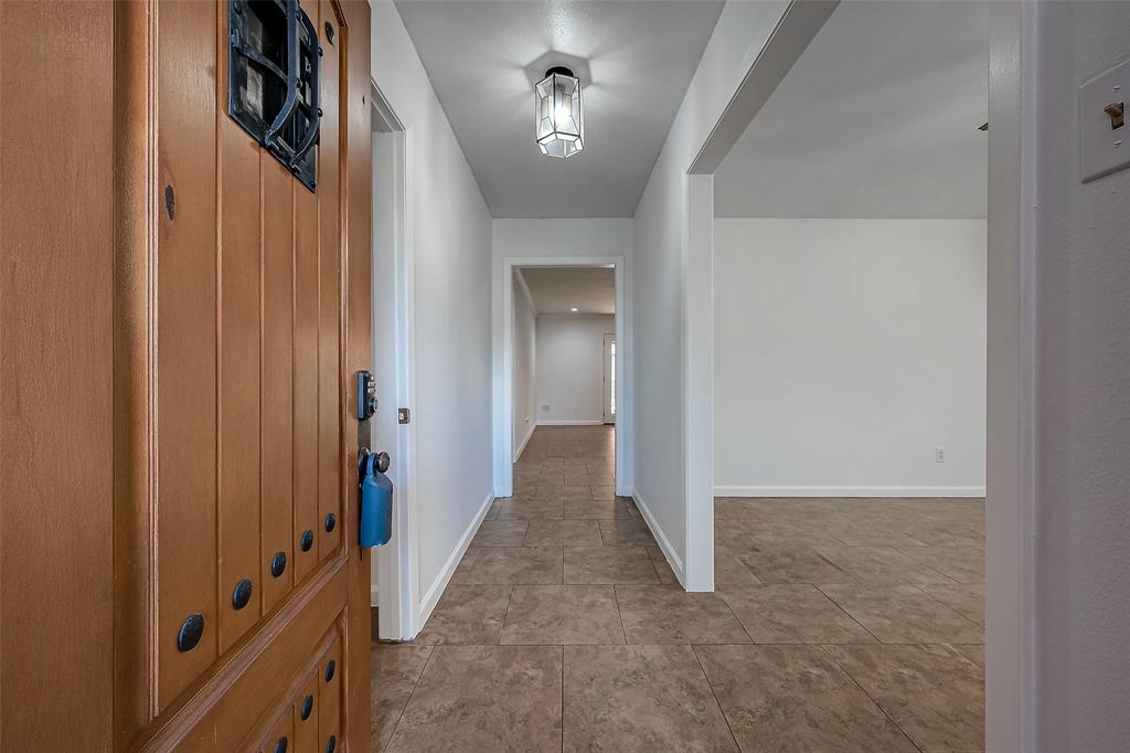 Houston, Texas 77015, United States, 3 Bedrooms Bedrooms, ,2 BathroomsBathrooms,Residential,Active,48037