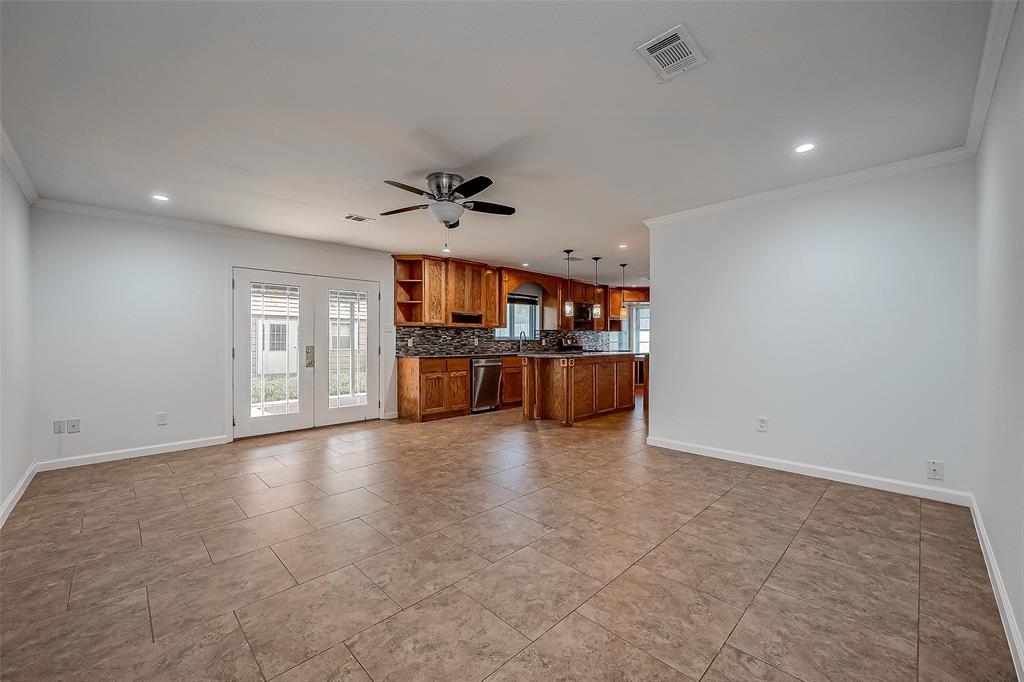 Houston, Texas 77015, United States, 3 Bedrooms Bedrooms, ,2 BathroomsBathrooms,Residential,Active,48037