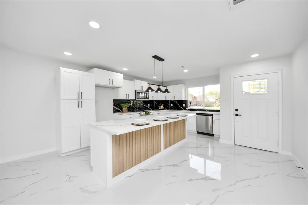 22718 Carter Moir Ln Lane