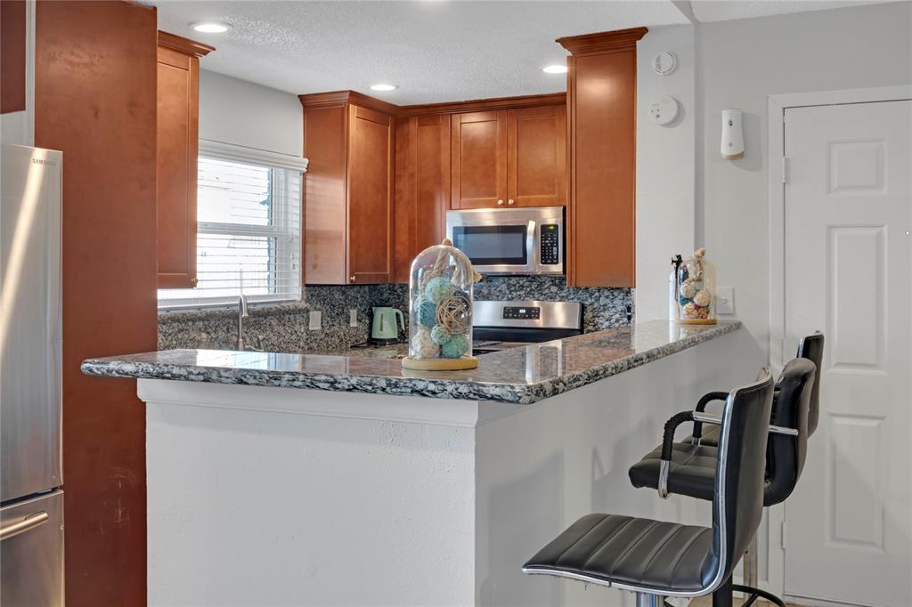 2507 37th Street, Galveston, Texas image 11