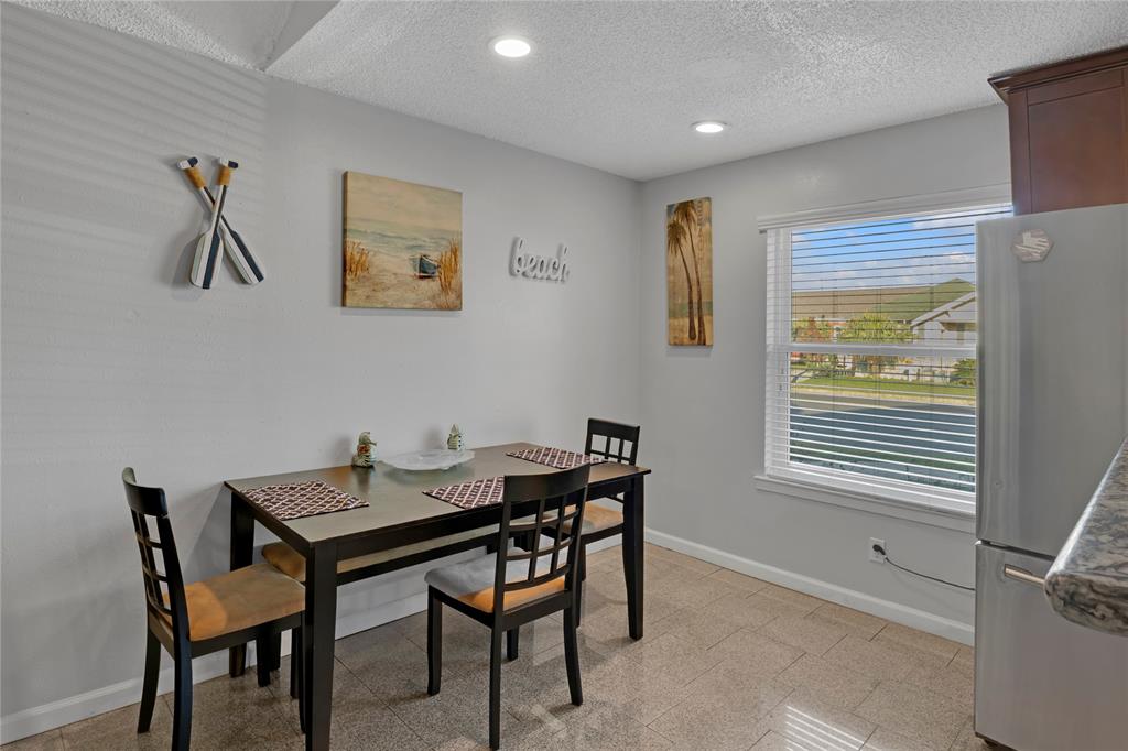 2507 37th Street, Galveston, Texas image 7