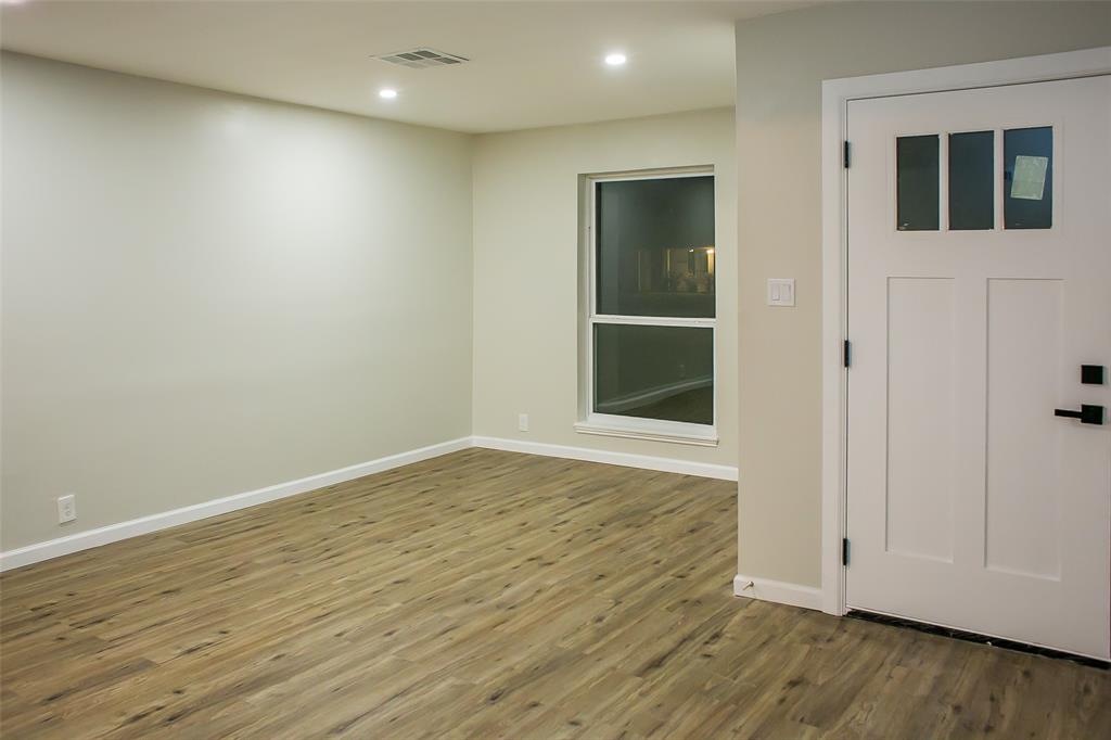 1147 Cottage Oak Lane