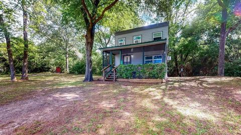 A home in Onalaska