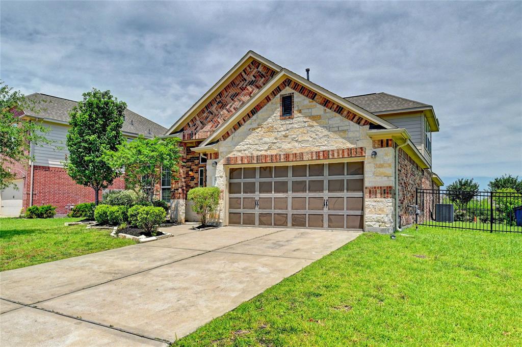 20610 Arrow Falls Lane, Richmond, Texas image 2