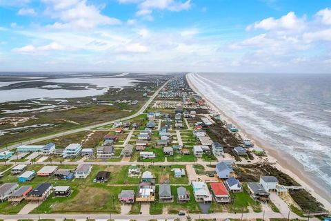 A home in Surfside Beach