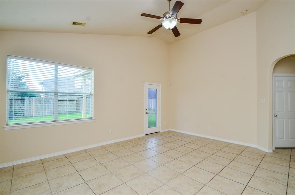 13108 Southern Way Lane, Pearland, Texas image 17