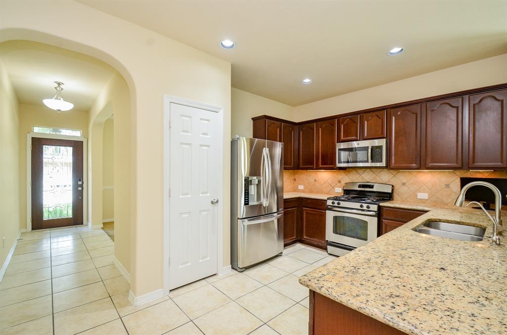 13108 Southern Way Lane, Pearland, Texas image 11
