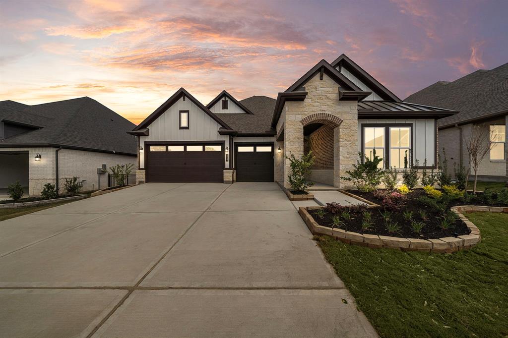 10128 Halpin Cove