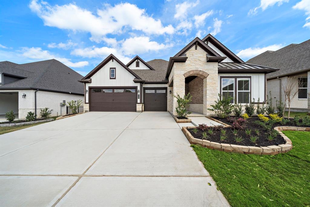 10128 Halpin Cove