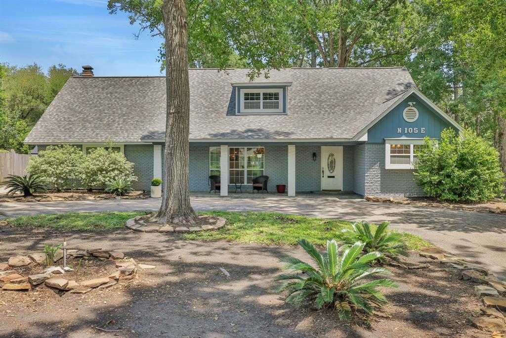 105 N Delmont Drive, Conroe, Texas image 1