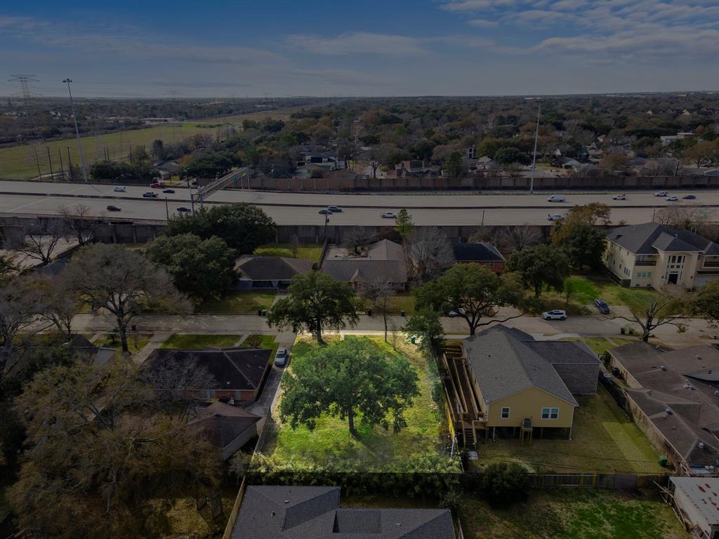 4314 Woodvalley Drive, Houston, Texas image 8
