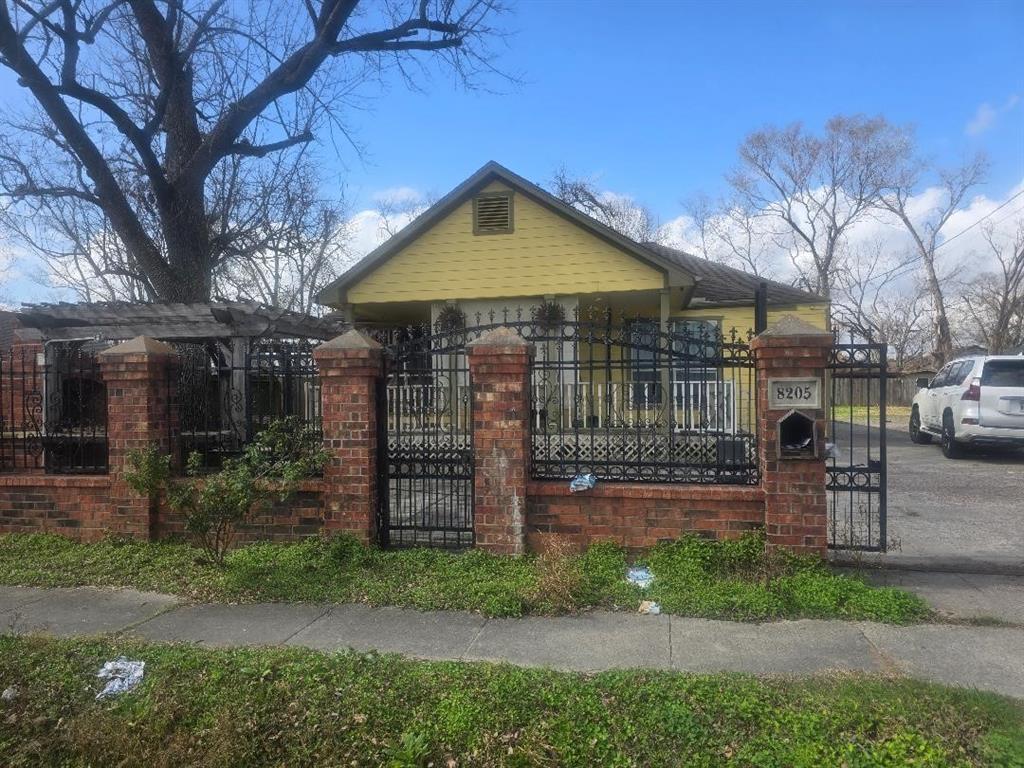 8205 Appleton Street, Houston, Texas image 1