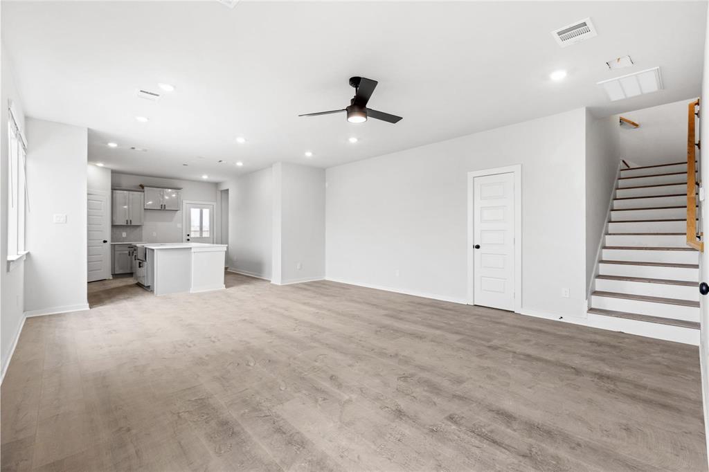 6510 Downey Lane, Rosharon, Texas image 4