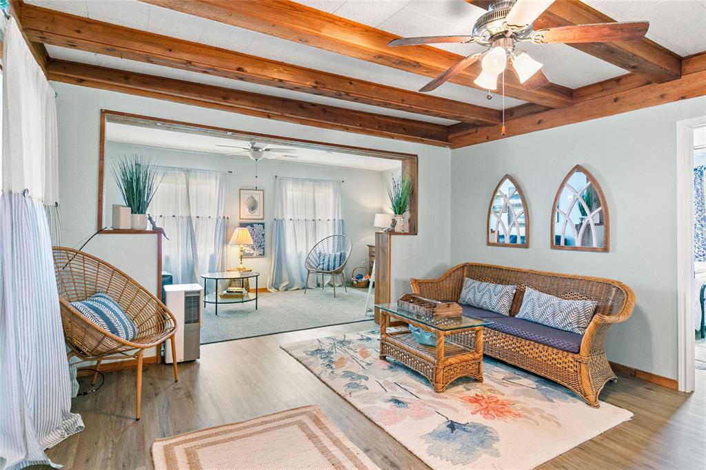 334 Bay Avenue, Surfside Beach, Texas image 9