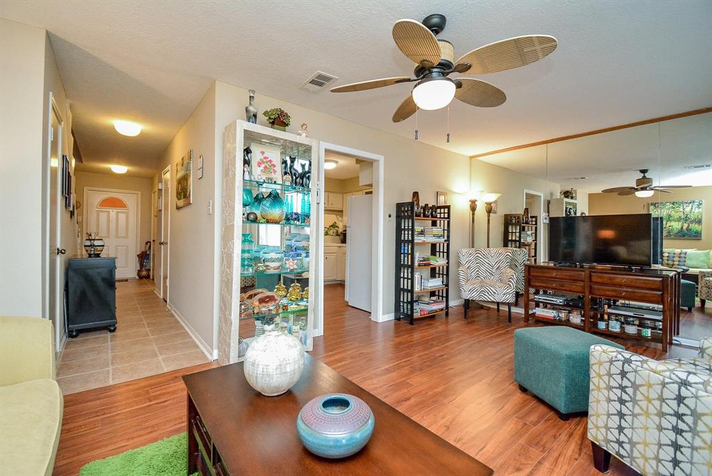 17123 Beaver Springs Drive #10, Houston, Texas image 25
