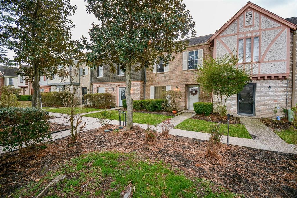 17123 Beaver Springs Drive #10, Houston, Texas image 2