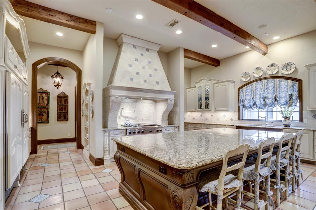 36 Saddlebrook Court, Tomball, Texas image 11