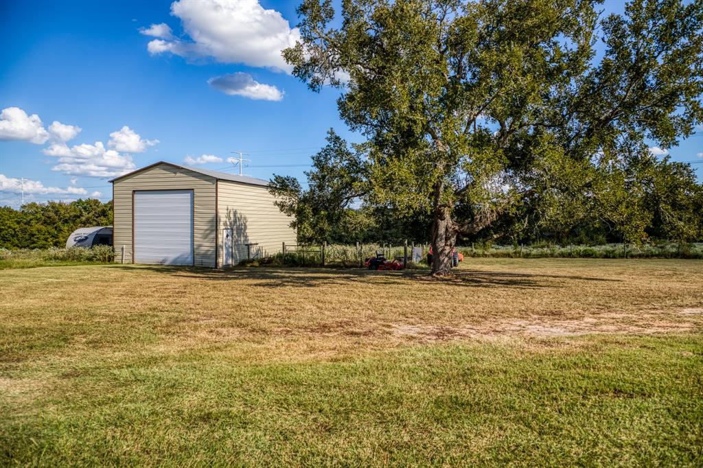 5455 Wolff Road, Round Top, Texas image 45