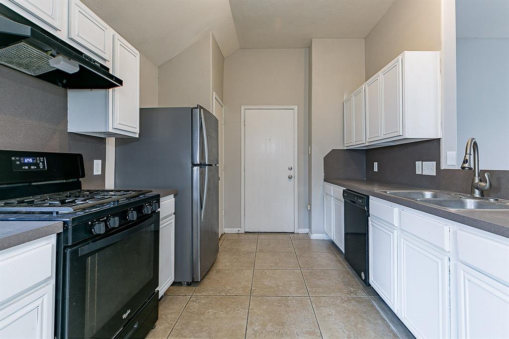 6626 Rusty Ridge Lane, Katy, Texas image 5