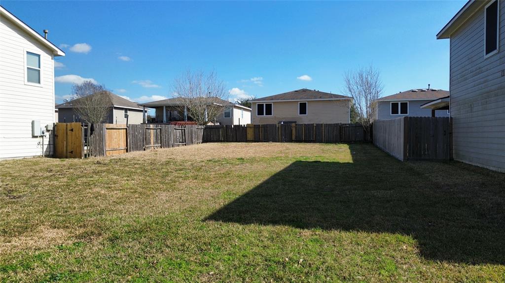 8414 Broadleaf Avenue, Baytown, Texas image 5