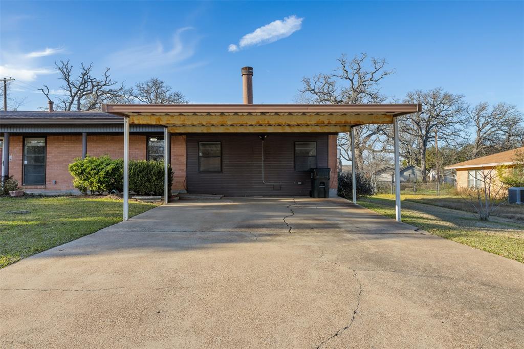 902 Mitchell Street, Bryan, Texas image 8