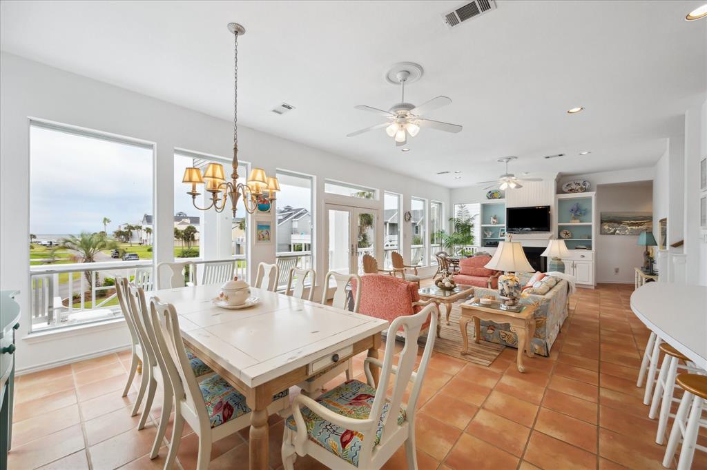 4100 Sand Crab Lane, Galveston, Texas image 12