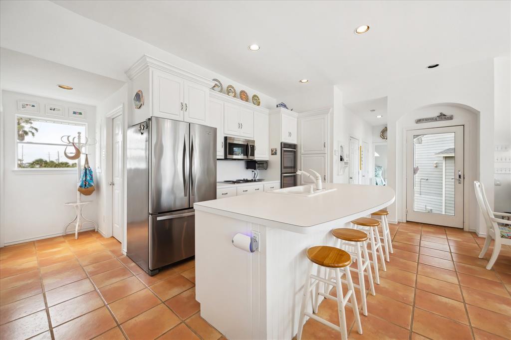 4100 Sand Crab Lane, Galveston, Texas image 8