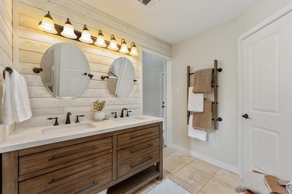 2453 Ripplewood Drive, Conroe, Texas image 35