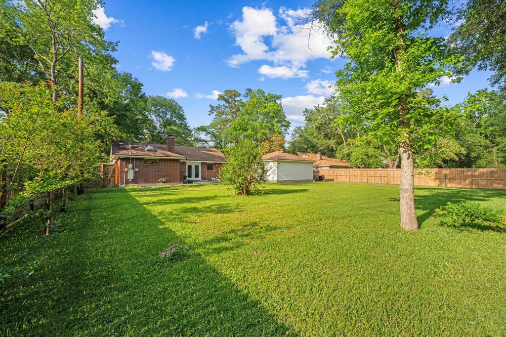 2453 Ripplewood Drive, Conroe, Texas image 42