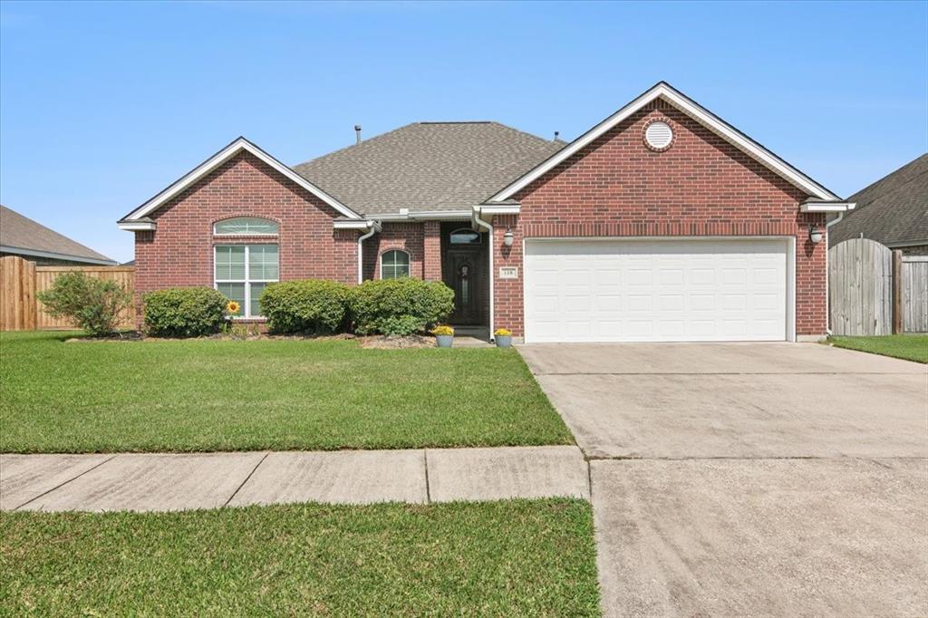 118 Sterling Ridge Drive, Nederland, Texas image 36