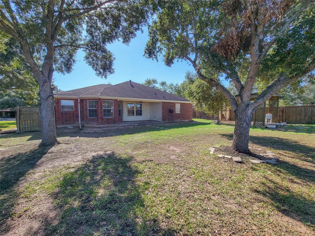 719 Partridge Lane, Eagle Lake, Texas image 11