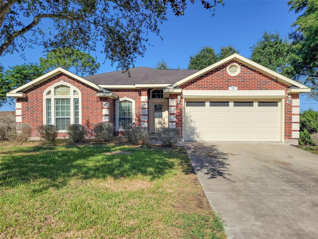 719 Partridge Lane, Eagle Lake, Texas image 1