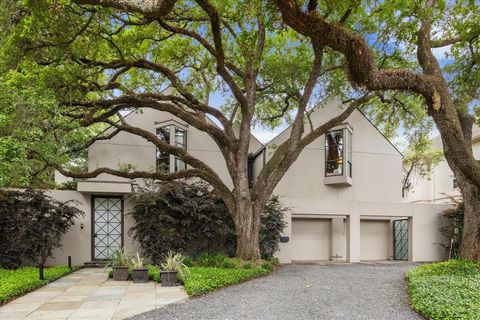 Photo of 4013 Ella Lee Lane, Houston, TX 77027 (MLS # 18375395)