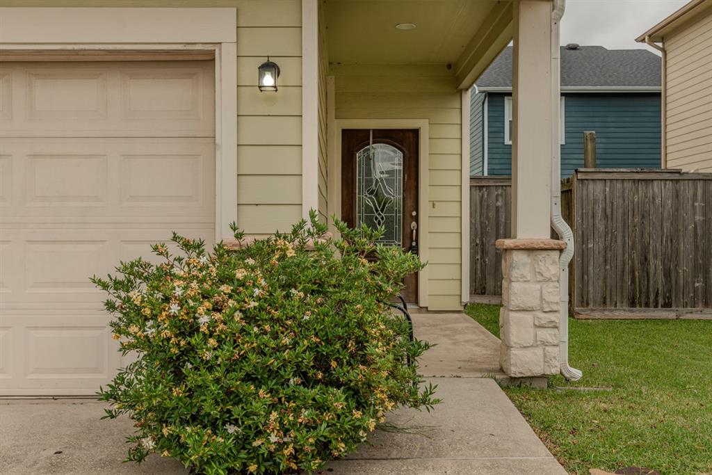 2635 Quiet Corral Lane, Port Arthur, Texas image 3