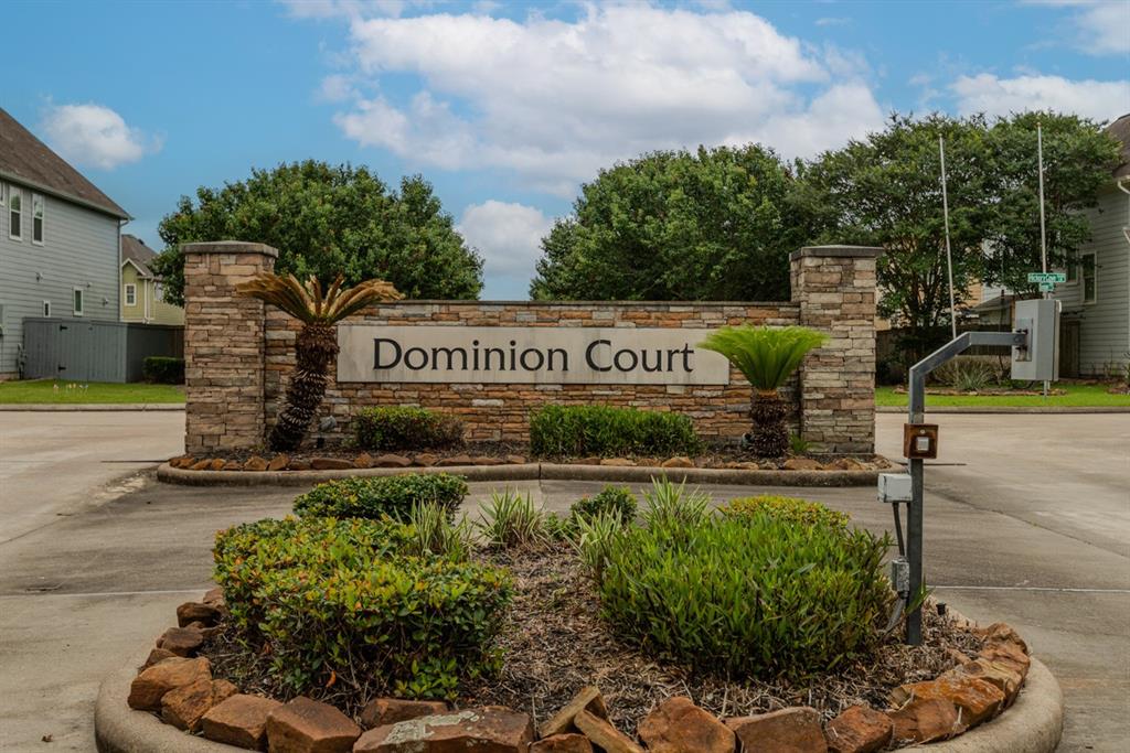 2635 Quiet Corral Lane, Port Arthur, Texas image 2