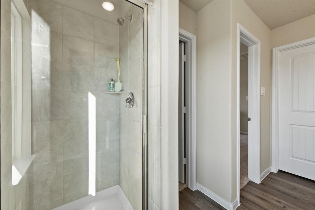 3010 Nickell Back Drive, Conroe, Texas image 17