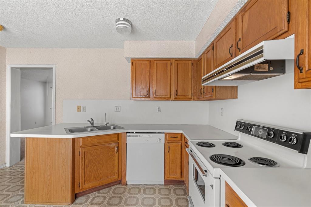 133 Sun Haven Drive, Kerrville, Texas image 6