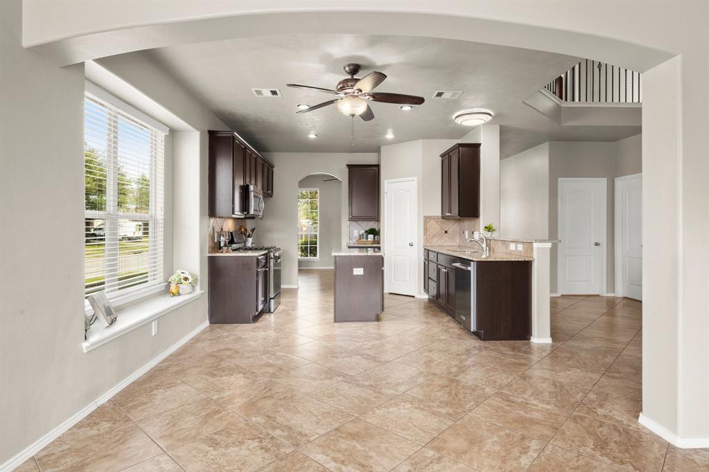 20231 Galena Falls Drive, Tomball, Texas image 13